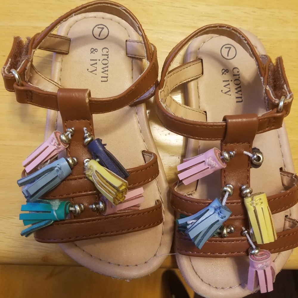 crown & ivy Brown Sandals with Colorful Tassels - Size 7